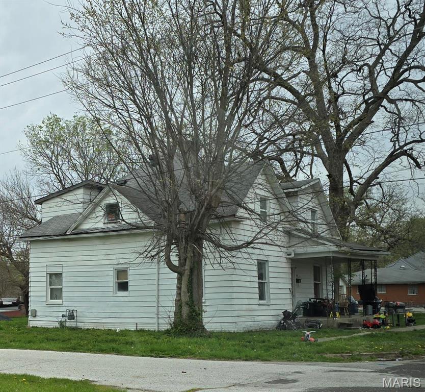 109 S 6th St Property Photo