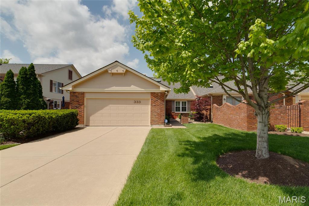 333 Morristown Court Property Photo 1