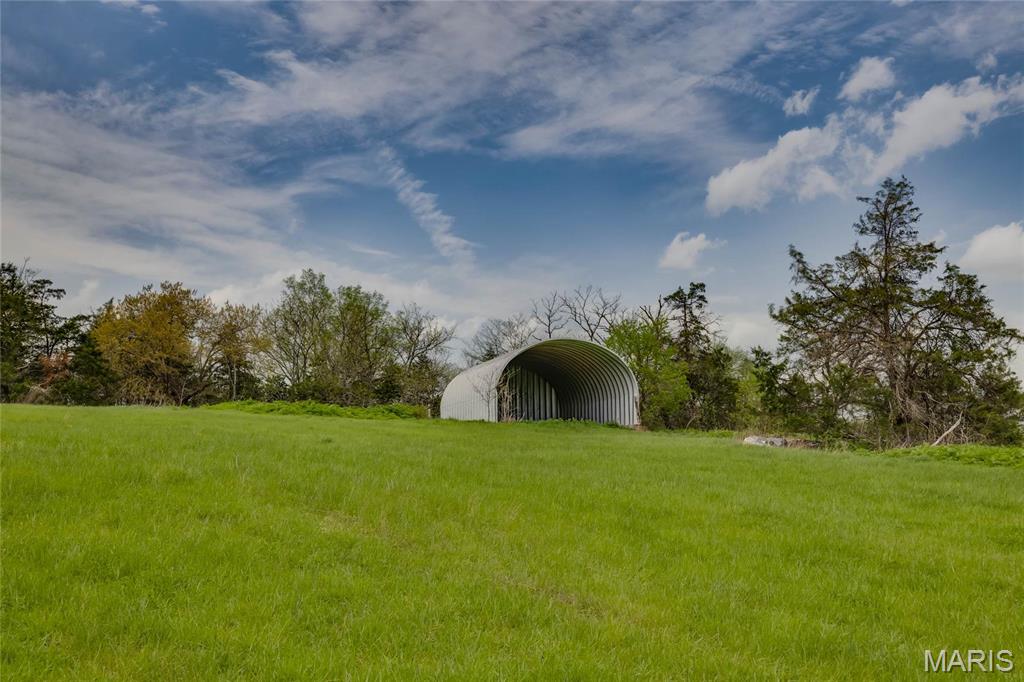 8619 Highway E Property Photo 10