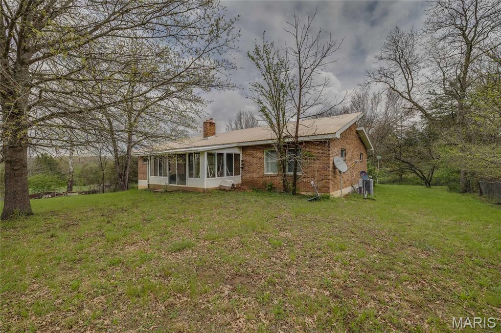 8619 Highway E Property Photo 13