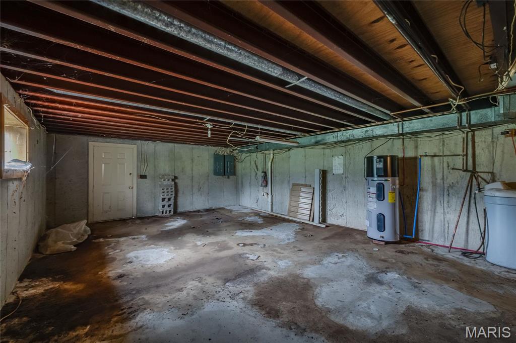 8619 Highway E Property Photo 30