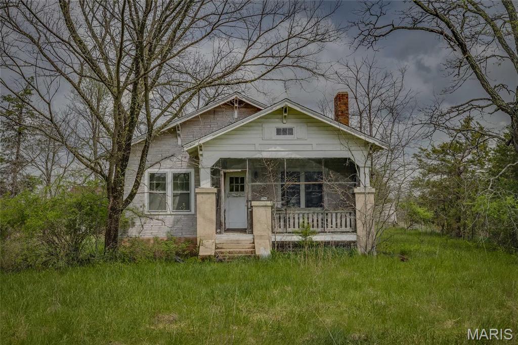 8619 Highway E Property Photo 32
