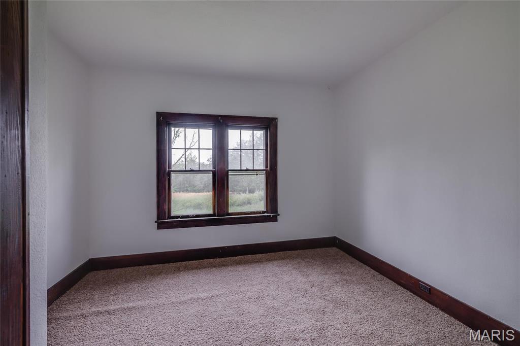 8619 Highway E Property Photo 39