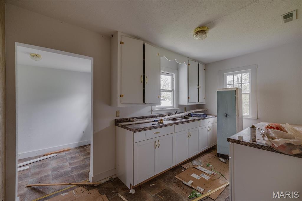8619 Highway E Property Photo 47