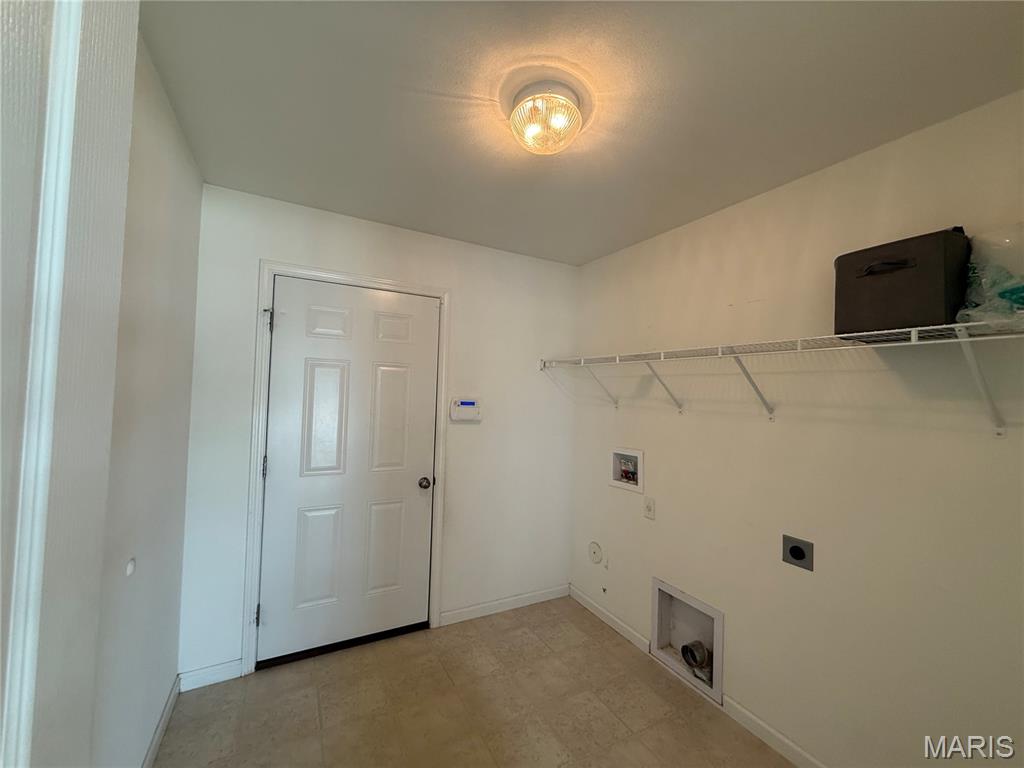 108 Garrettford Drive Property Photo 12