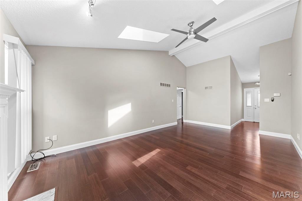 2713 Chapel View Drive Property Photo 5