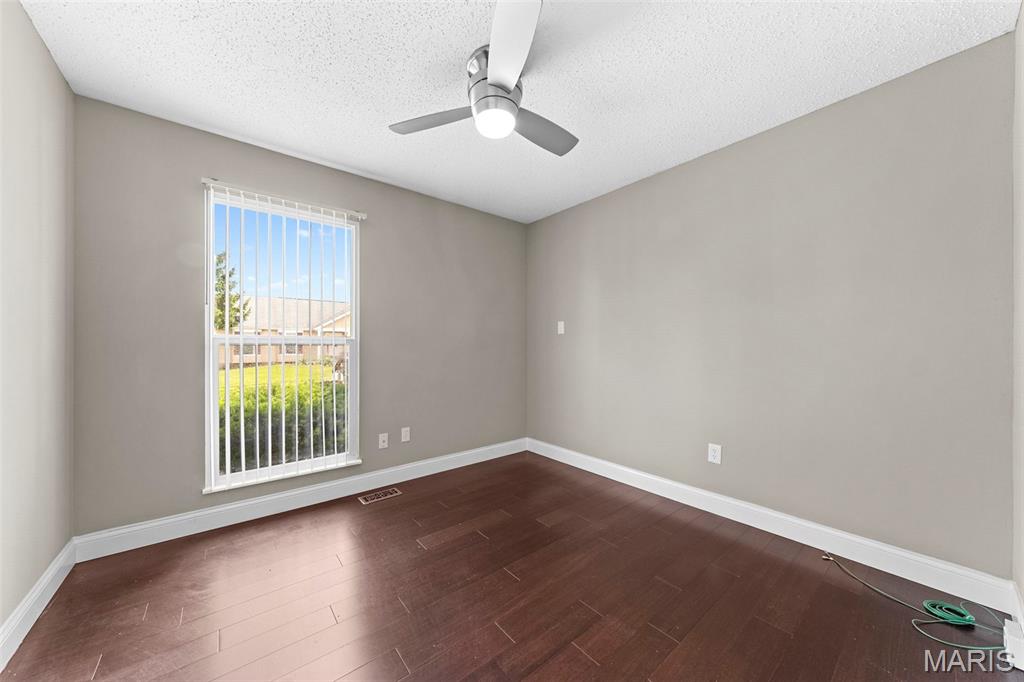 2713 Chapel View Drive Property Photo 16
