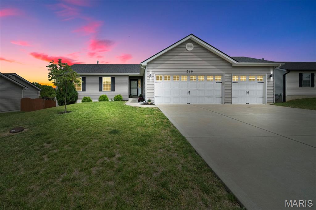 319 Falcons Way Property Photo