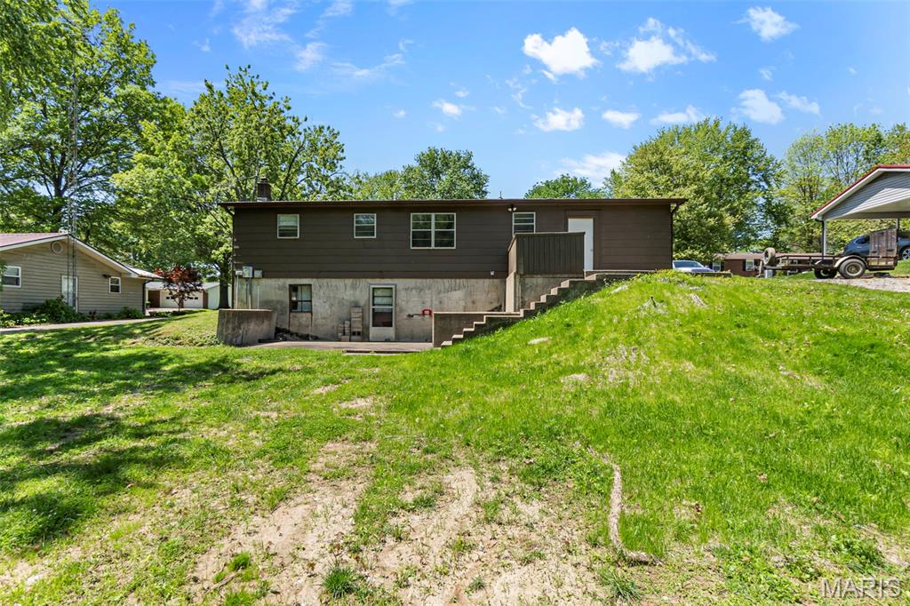 2548 Singing Hills Drive Property Photo 5