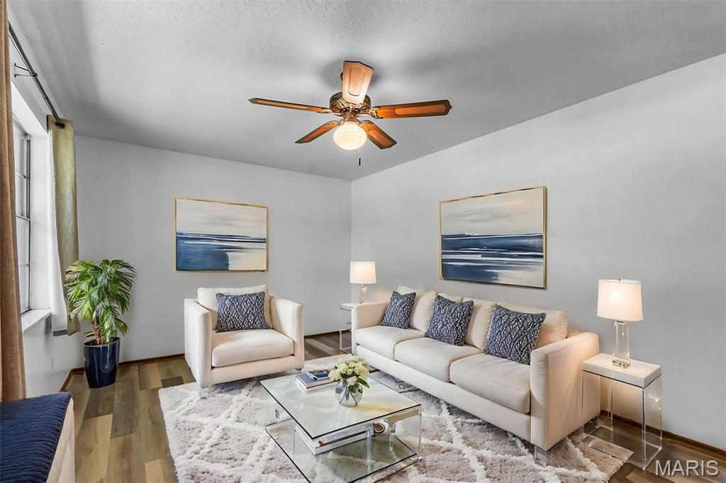 2548 Singing Hills Drive Property Photo 8
