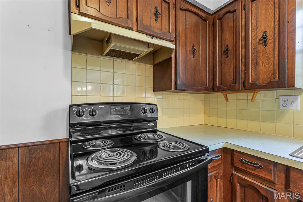 2548 Singing Hills Drive Property Photo 15