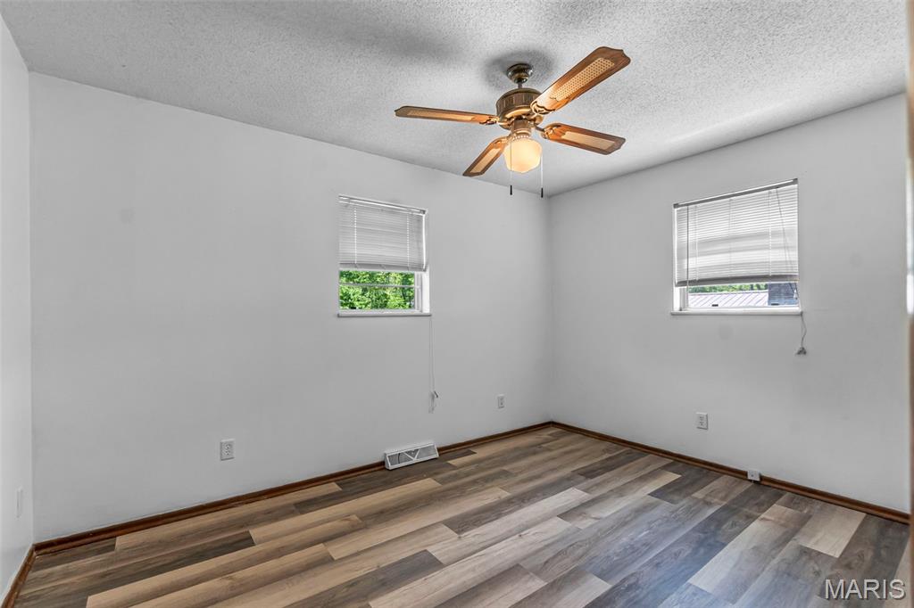 2548 Singing Hills Drive Property Photo 20