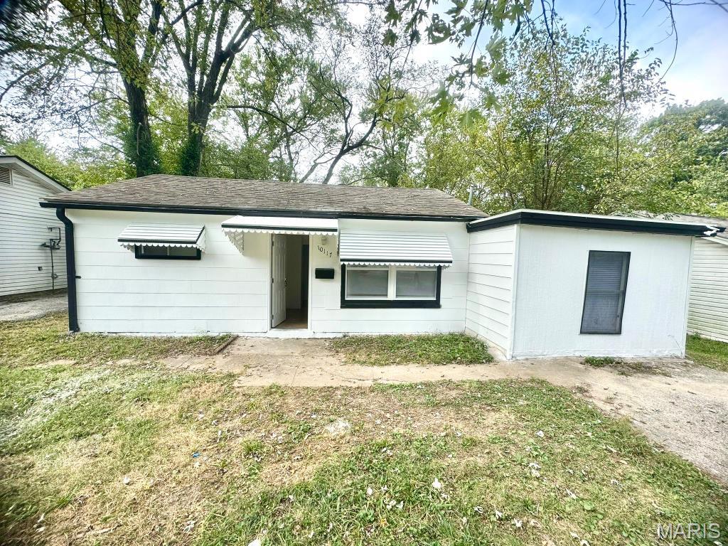 10117 Duke Drive Property Photo 1