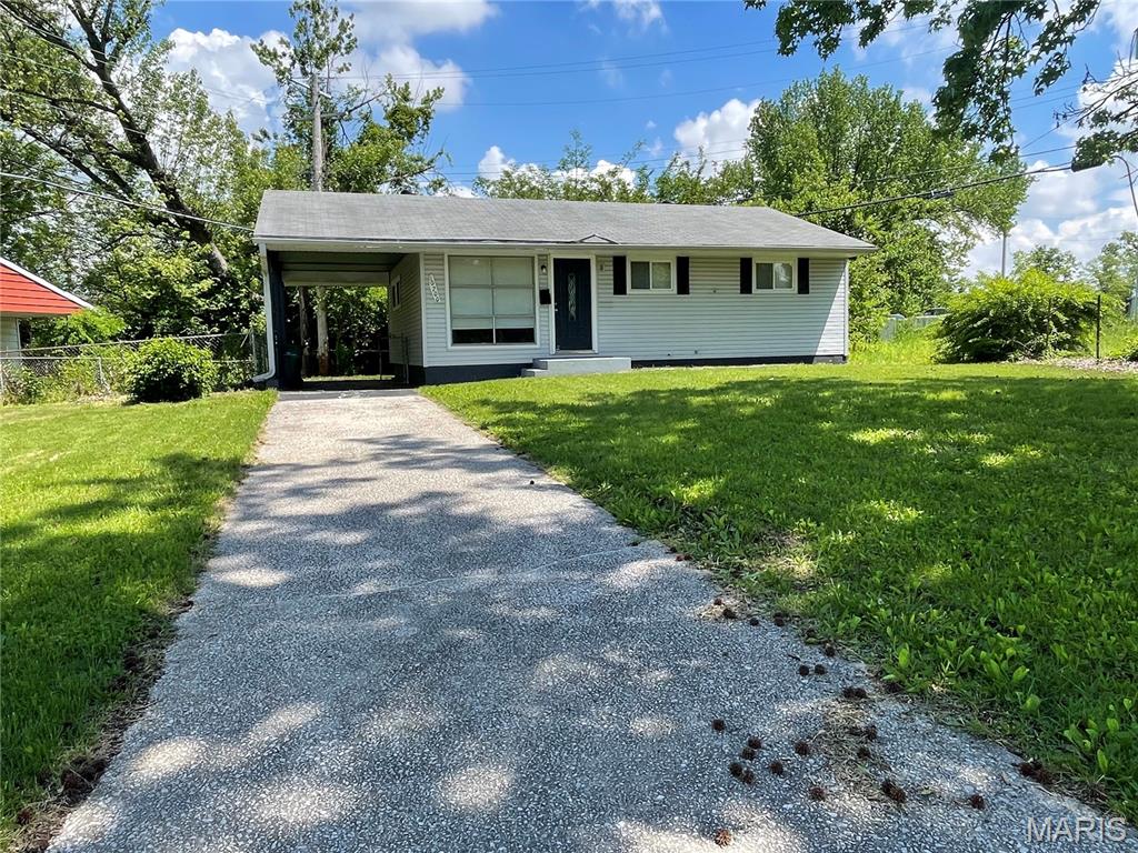 10700 Spring Garden Drive Property Photo 1
