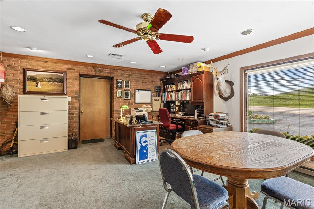310 N Mccune Property Photo 51