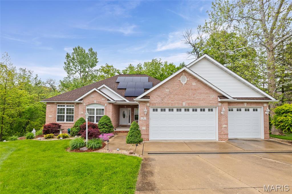 5 Chariot Ct. Property Photo 1
