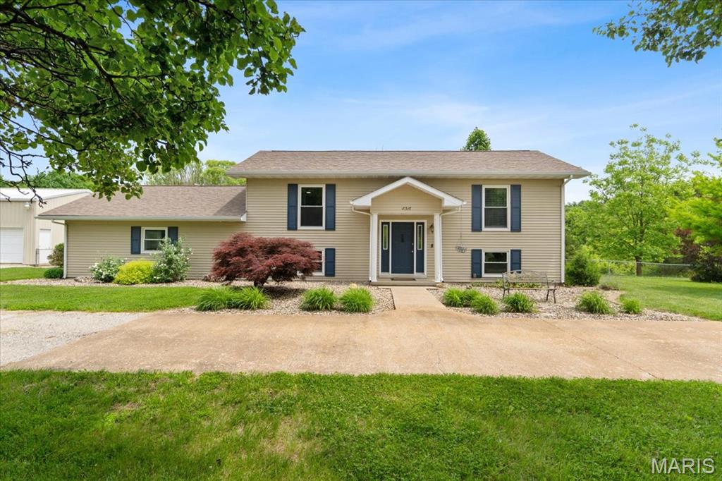 8316 D Road Property Photo 1