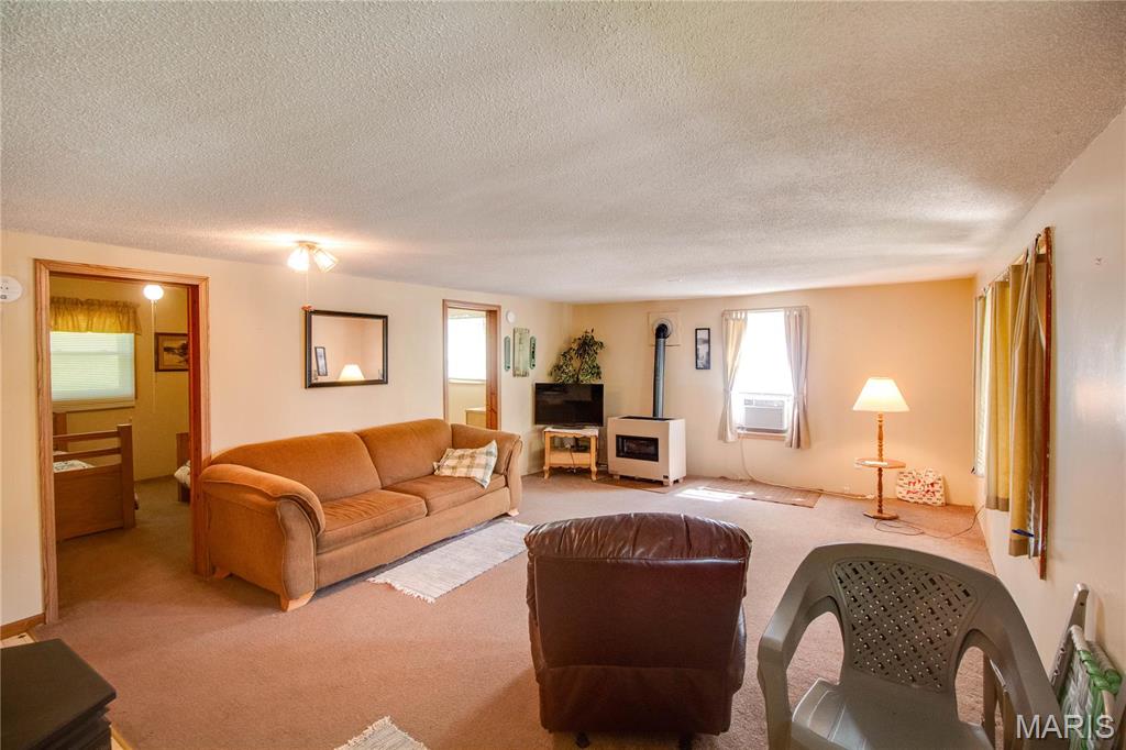 539 Hill Street Property Photo 10