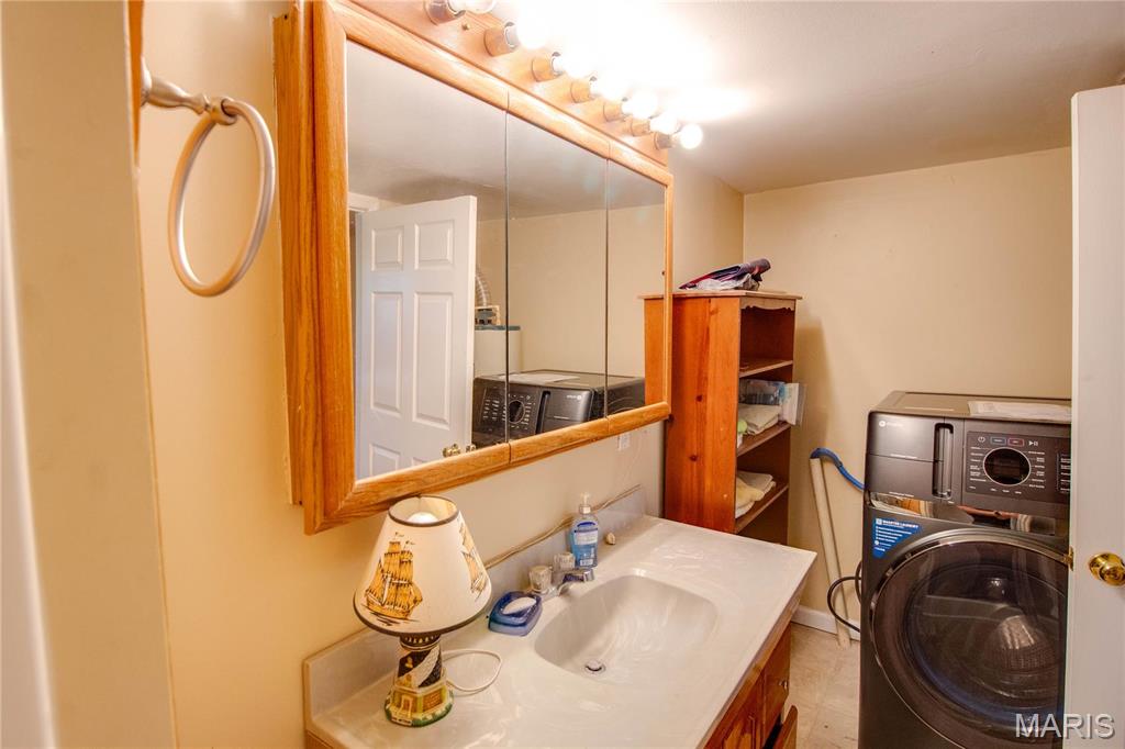 539 Hill Street Property Photo 16
