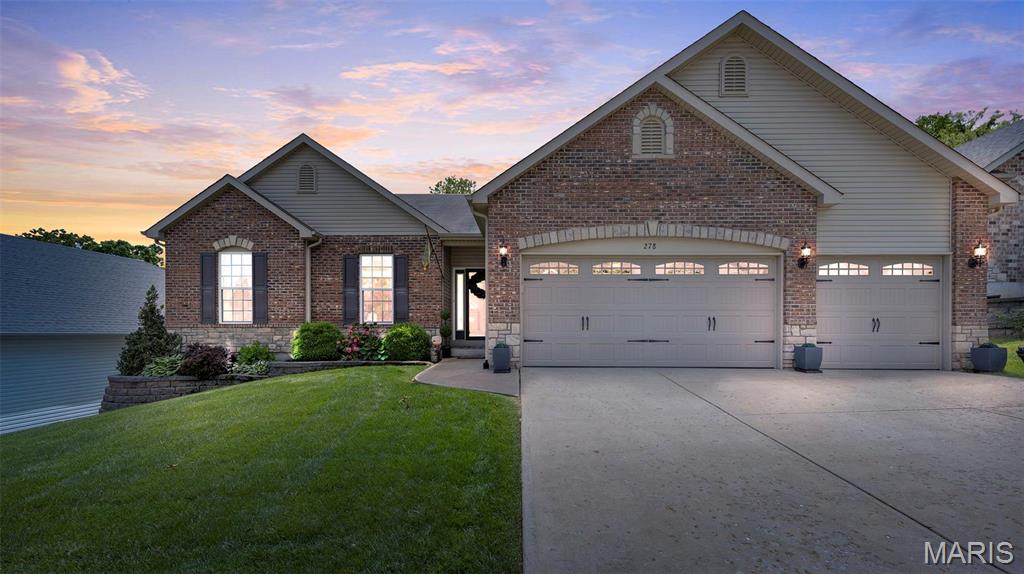 278 Romaine Spring Property Photo