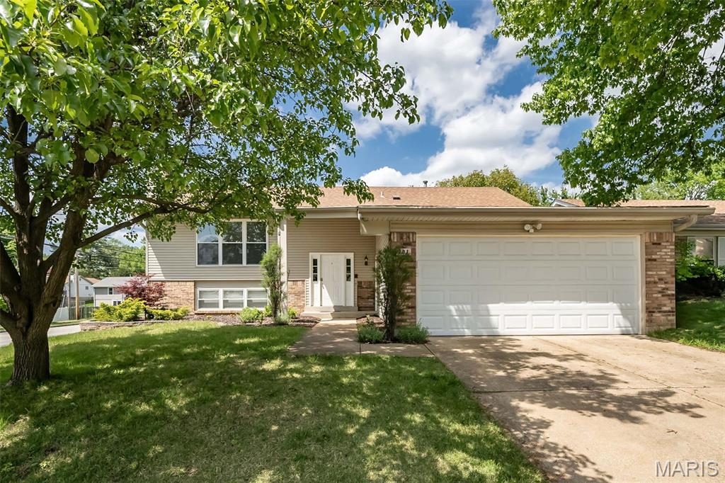 101 Holly Green Drive Property Photo 1