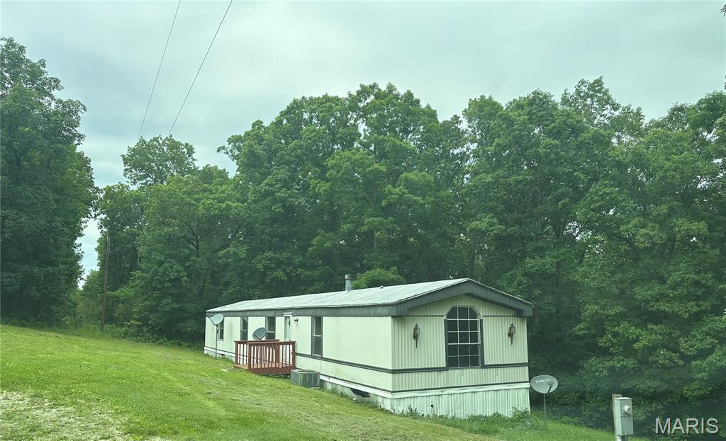 2557 River Bend Road Property Photo 1