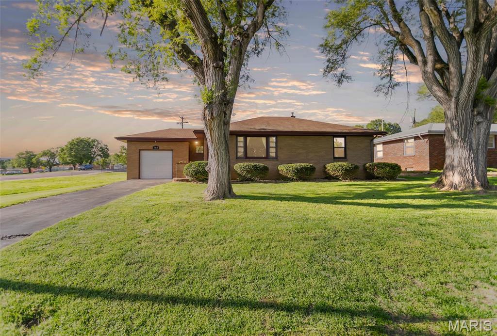 703 Ridgeway Property Photo 1