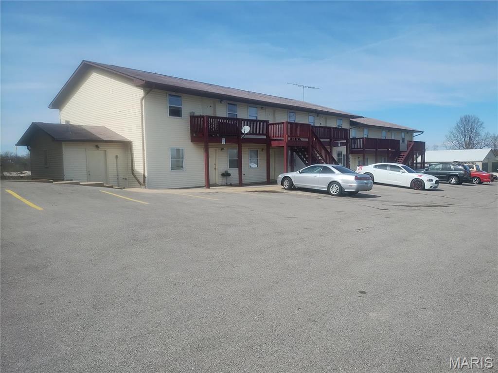 1505 N Commercial Avenue 1505 Property Photo 2