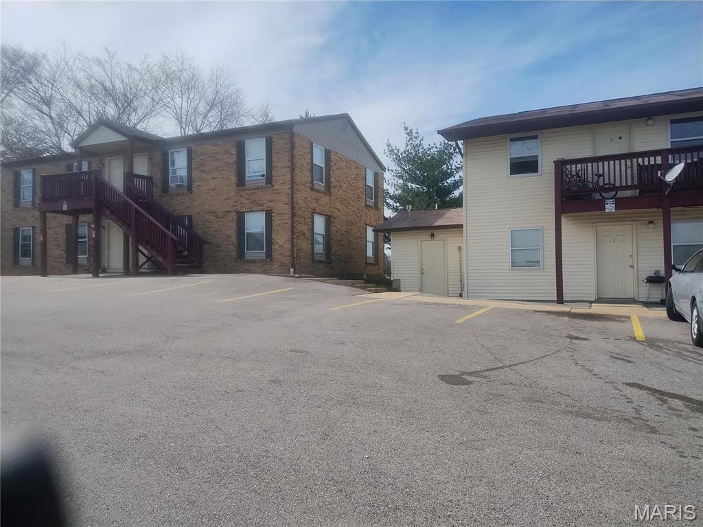 1505 N Commercial Avenue 1505 Property Photo 4