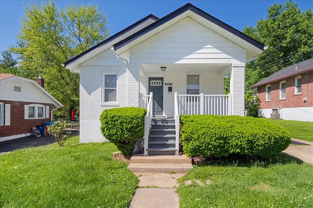 9019 Forest Avenue Property Photo 1