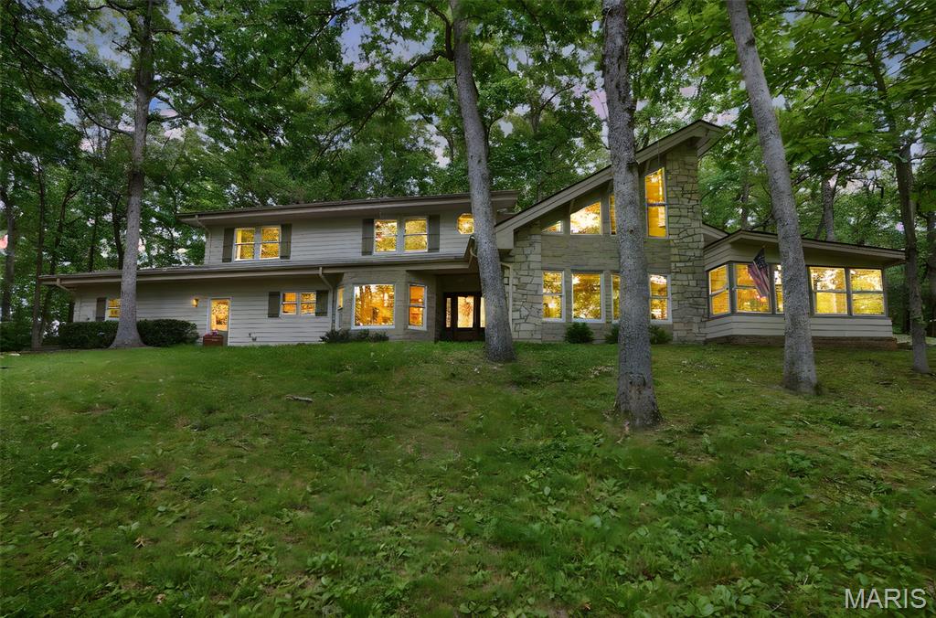 19072 Bear Trail Road Property Photo 2