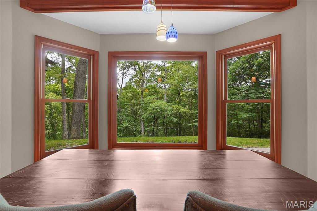 19072 Bear Trail Road Property Photo 12