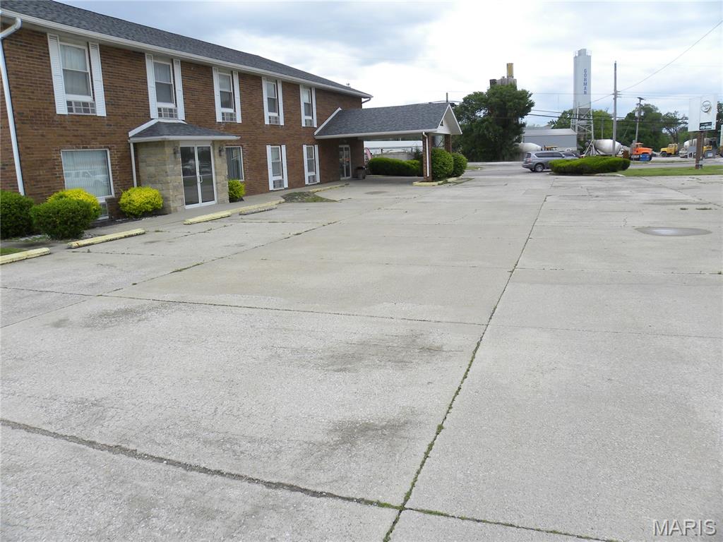 730 S State Street Property Photo 6