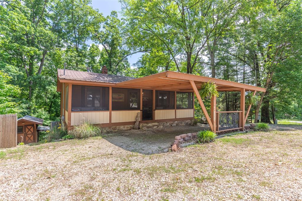 18938 Wayne Route D Property Photo 1