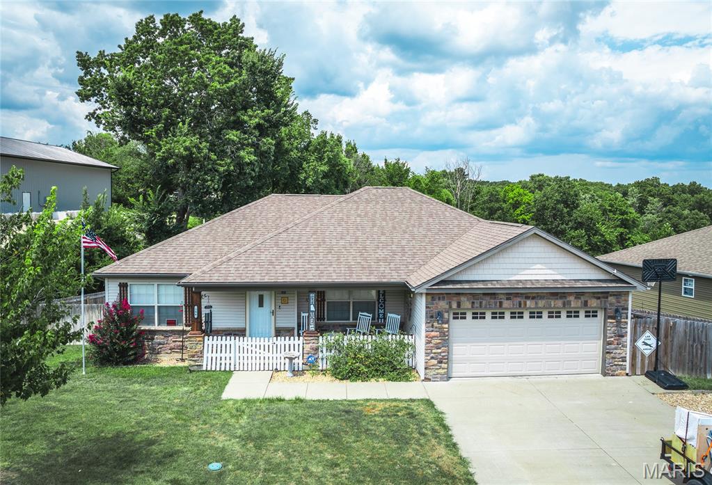 106 Brush Creek Parkway Property Photo 1