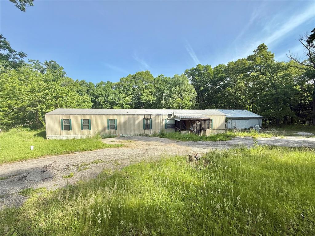 8018 Shelle Estates Court Property Photo 1