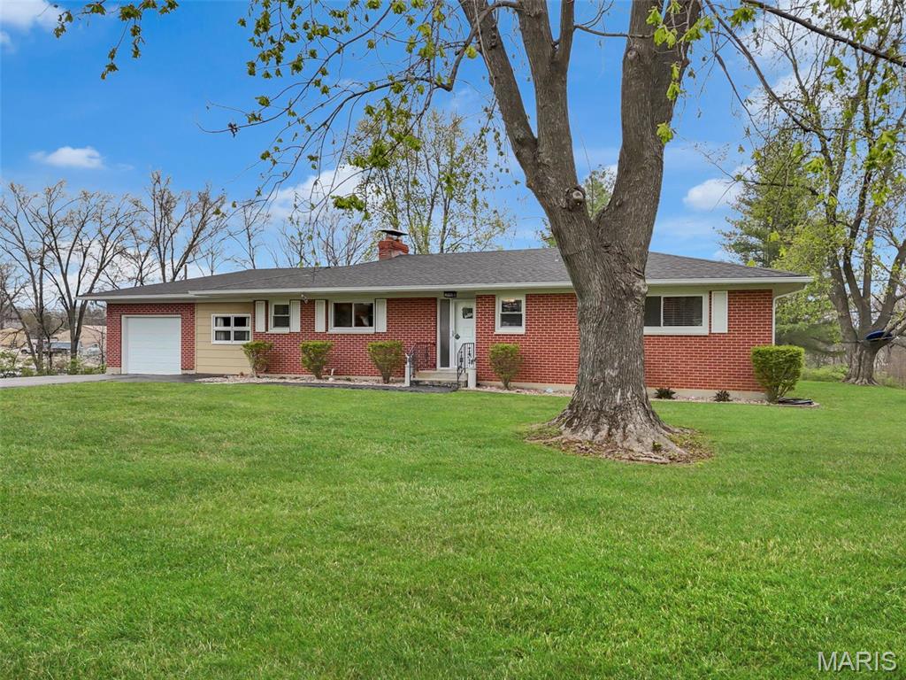 556 State Highway H Property Photo 1