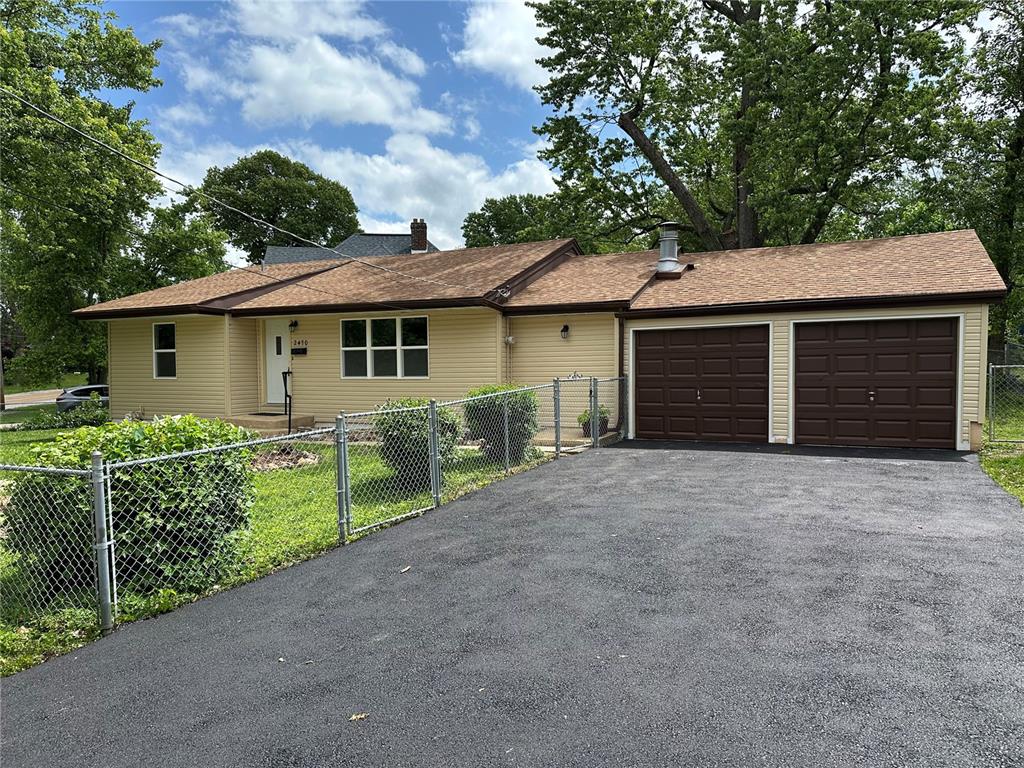 2470 Ackerman Avenue Property Photo 1
