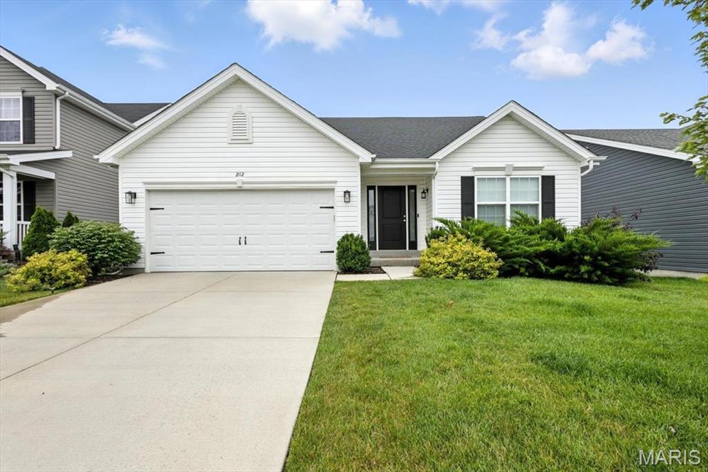 2112 Windswept Farms Drive Property Photo 1