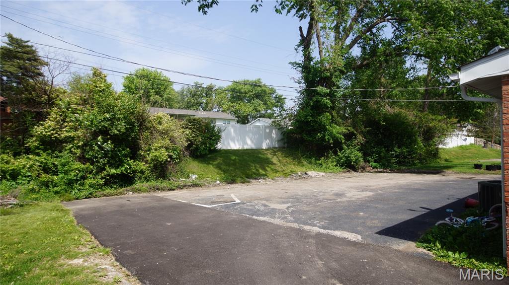 229 Solon Drive Property Photo 7