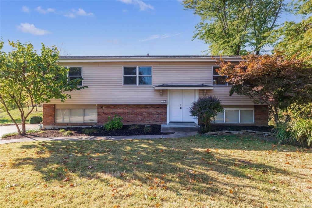 4 Great Knight Court Property Photo 1
