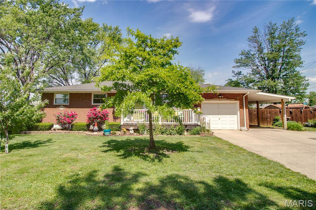 119 Bristol Court Property Photo 3