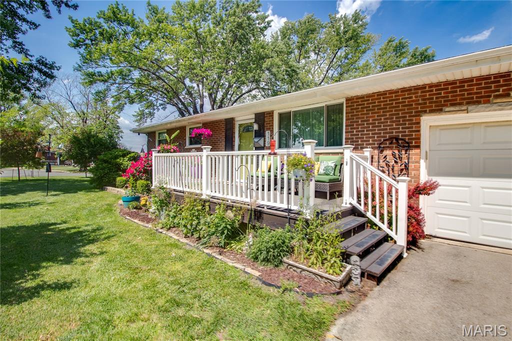 119 Bristol Court Property Photo 6