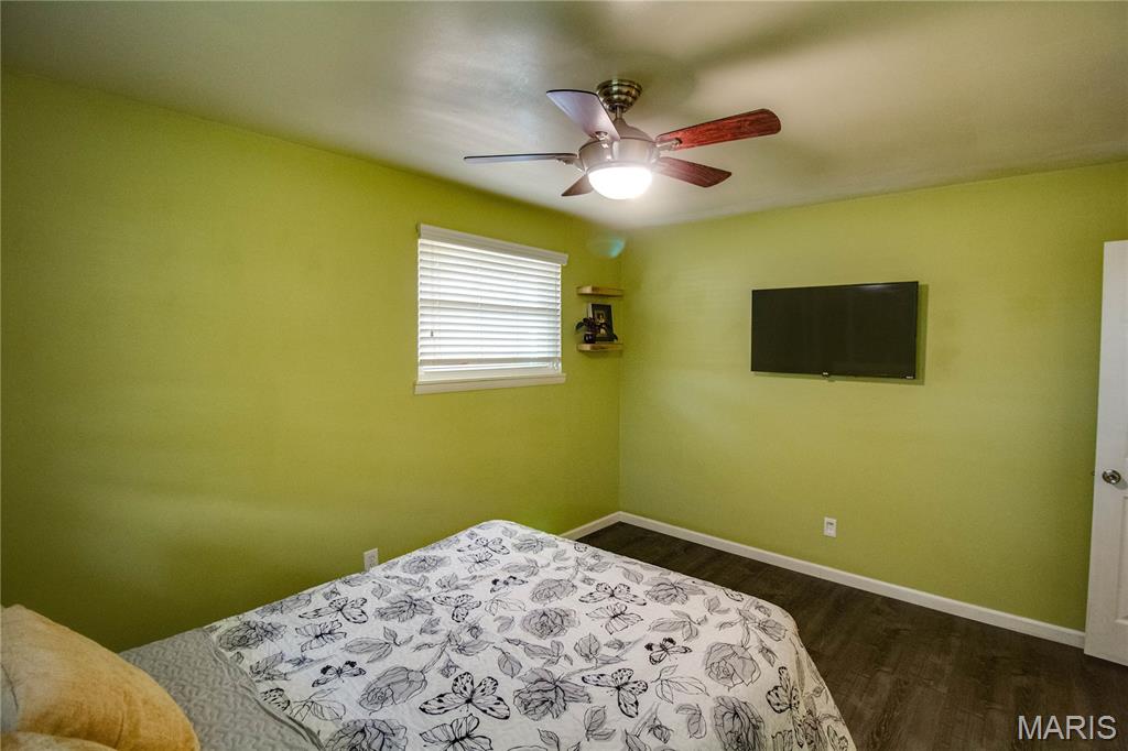 119 Bristol Court Property Photo 24