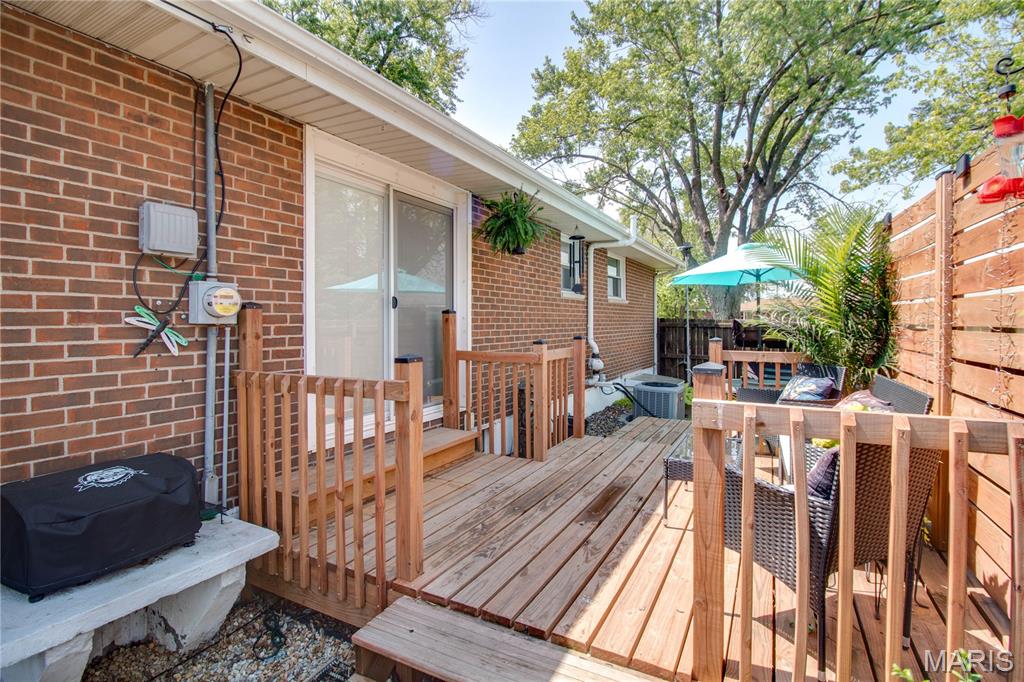 119 Bristol Court Property Photo 40