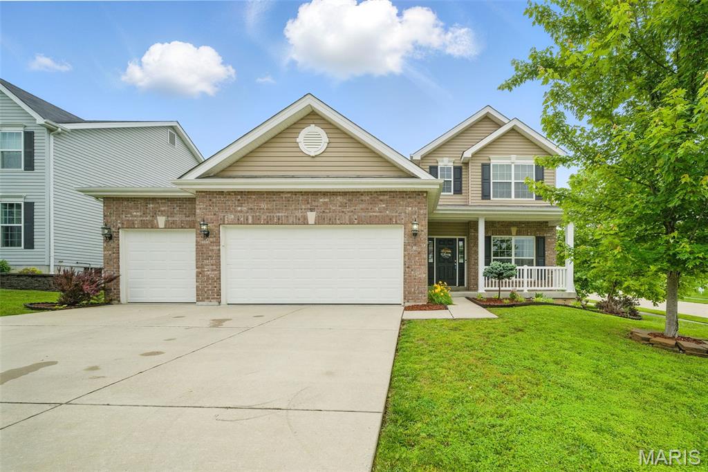121 Champions Lane Property Photo 1