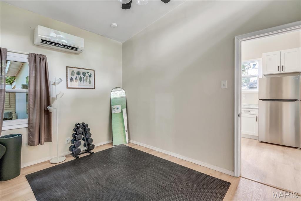 954 Liggett Avenue Property Photo 14
