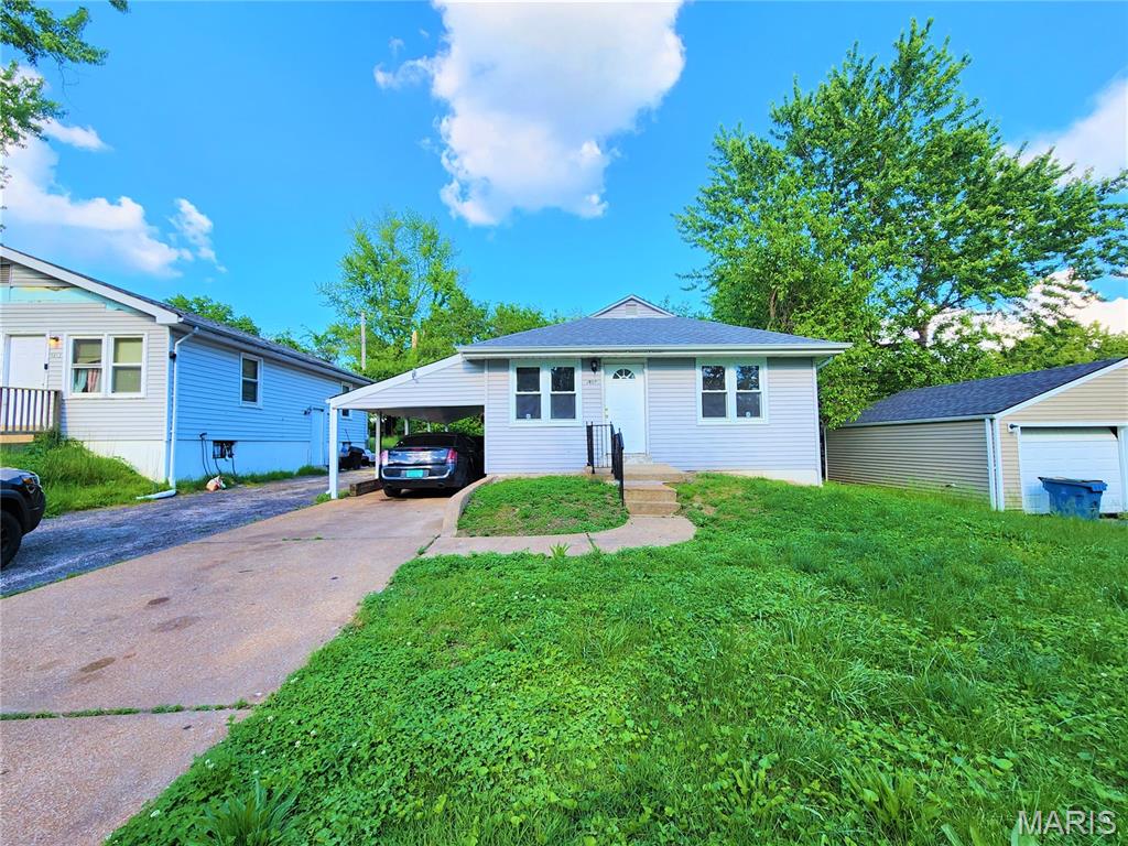 9808 Winkler Drive Property Photo 1