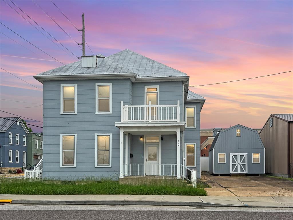 302 Lafayette Street Property Photo 1