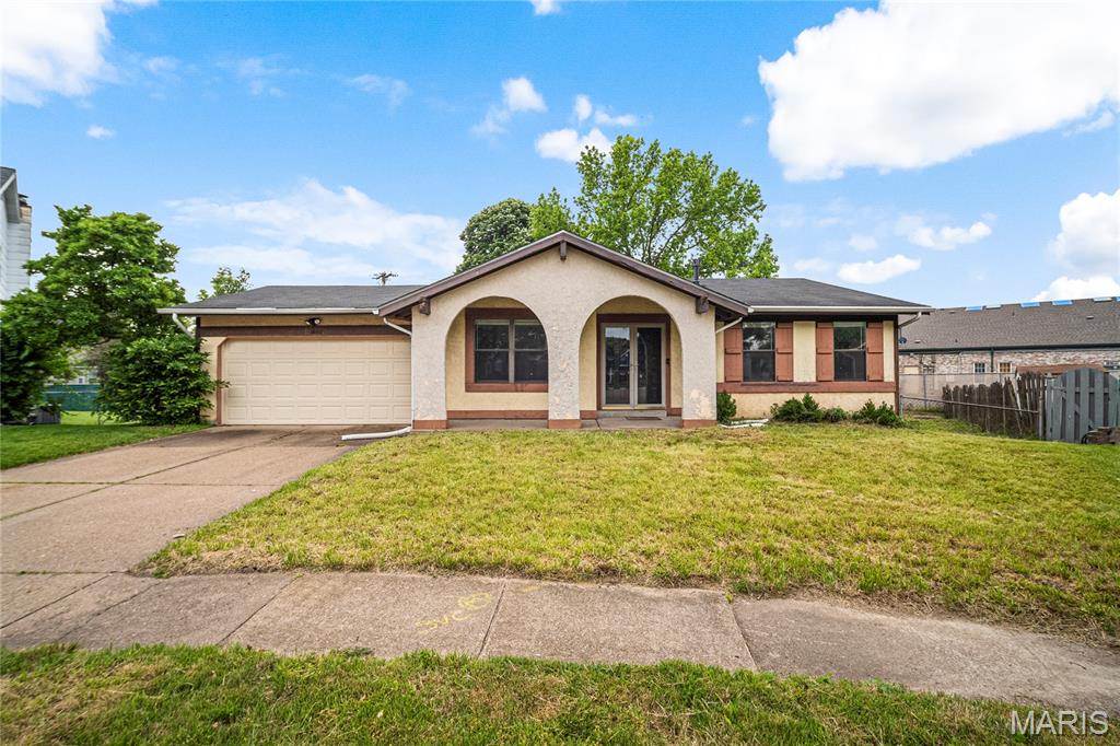 3853 Birkemeier Court Property Photo 1